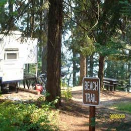 Public Campgrounds: Reeder Bay Campground
