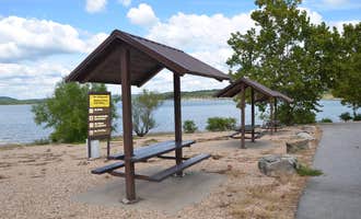 Camping near COE Table Rock Lake Viola Park: Baxter, Lampe, Missouri