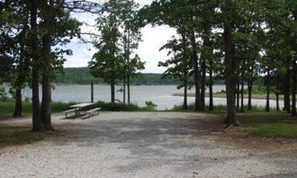 Camping near Talley Bend: Berry Bend, Warsaw, Missouri