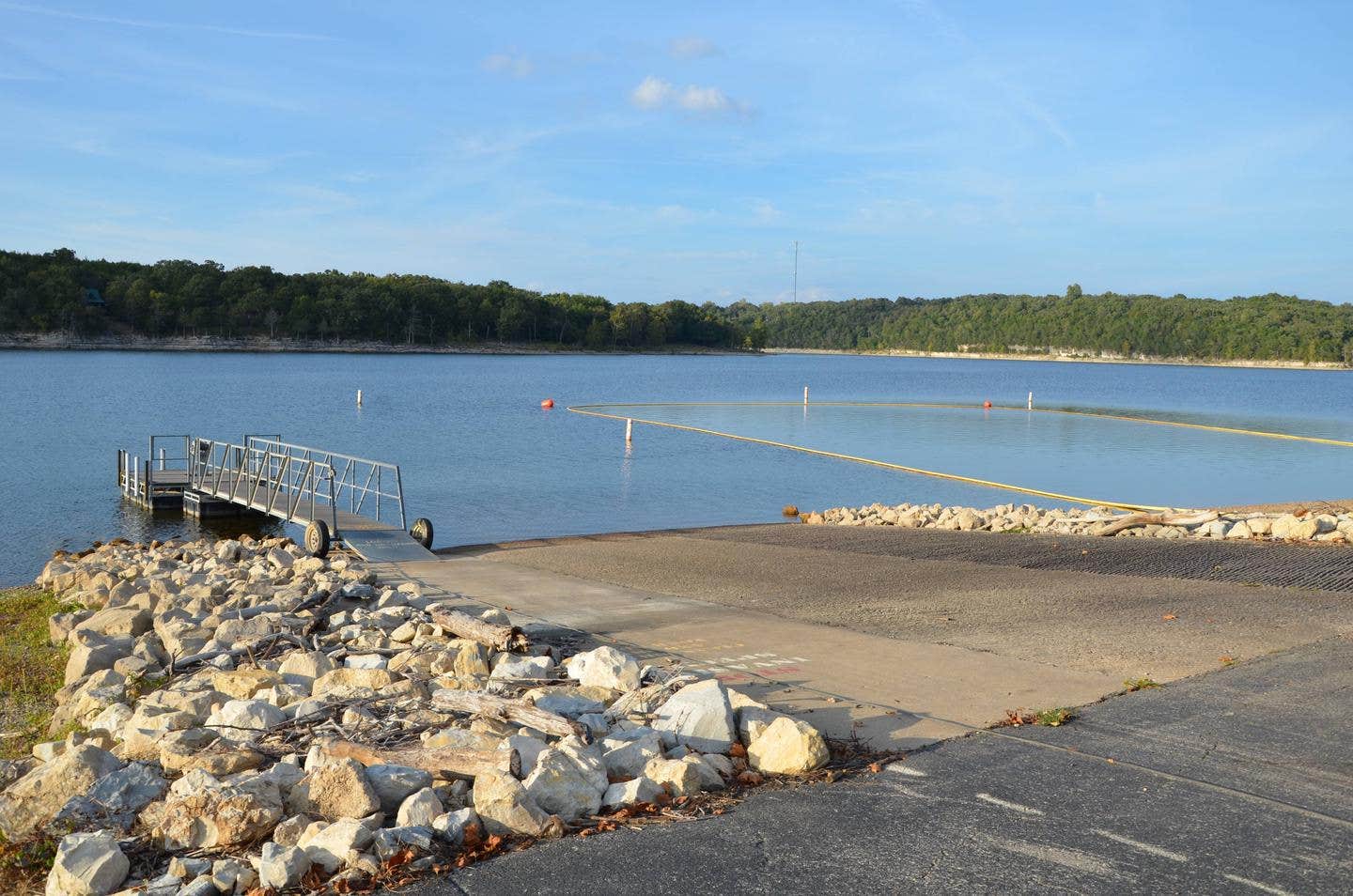 Camper submitted image from COE Table Rock Lake Viola Park - 2