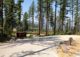 Murray Bay Campground (mt)
