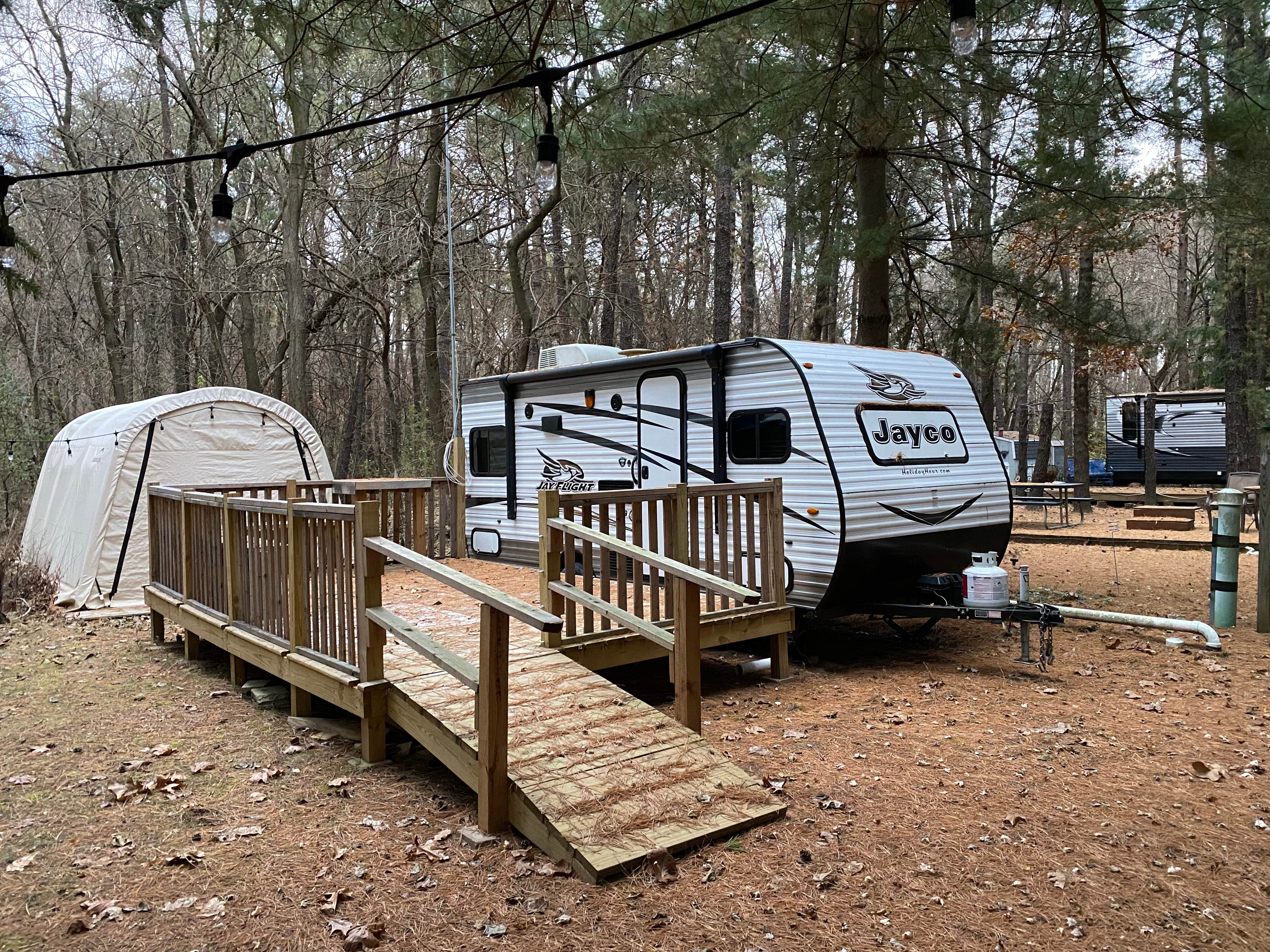 Camping near Leisure Lake Campground: Pine View Campground, Nachusa, Illinois