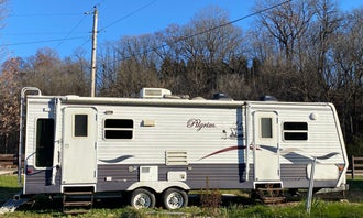 Camping near Woodsmoke Ranch: Glenwood RV Resort, Marseilles, Illinois