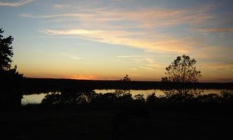 Camping near Okemah Lake: Heyburn Park, Kellyville, Oklahoma