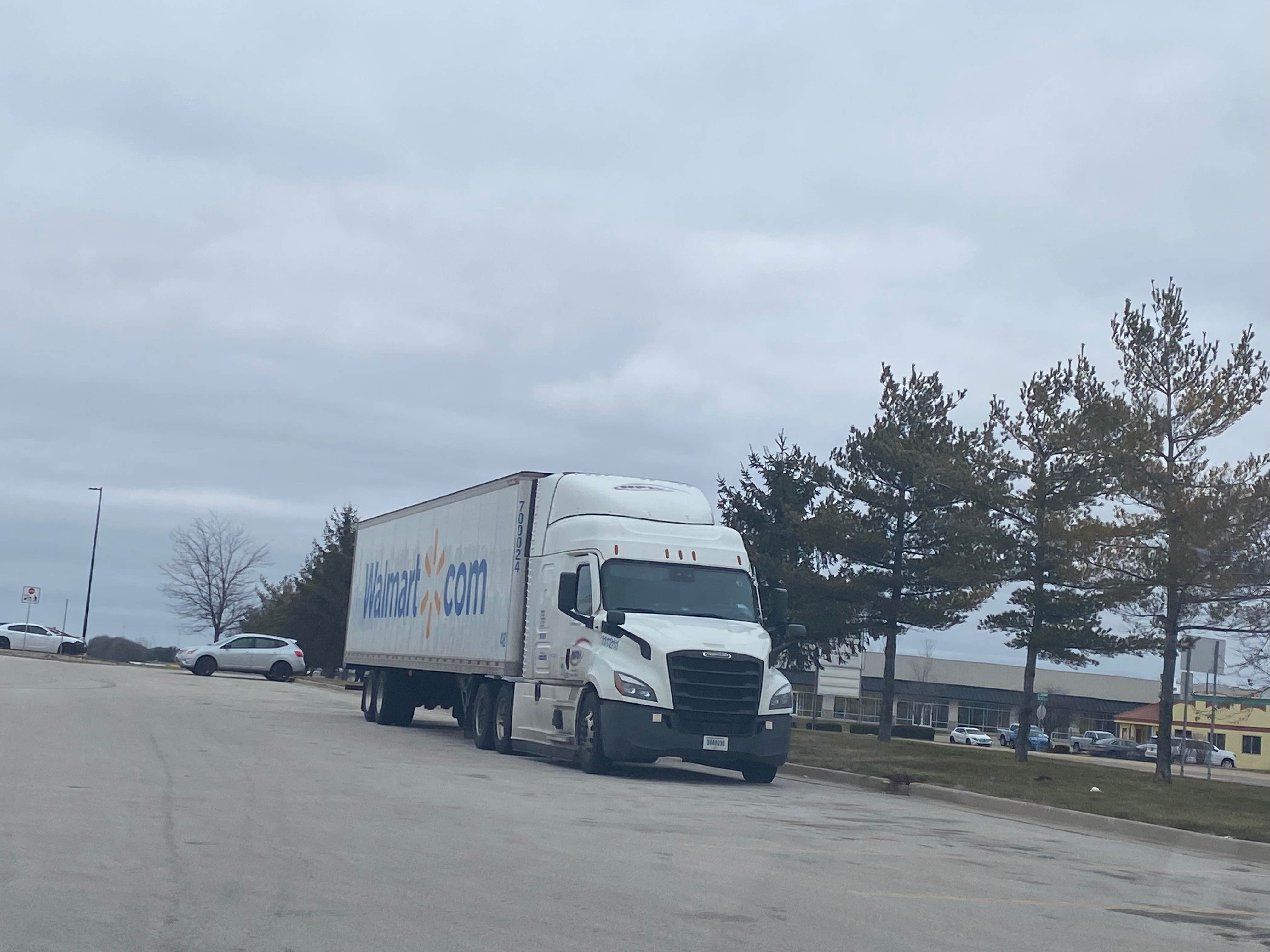 Stuart K.'s photo of rv camping at Walmart — Bloomington Supercenter near Champaign, IL