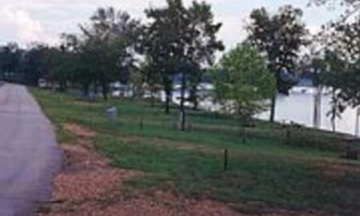 Camping near Virgil Point: Little River Park, Fort Towson, Oklahoma