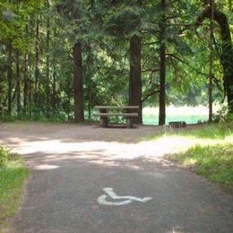 Public Campgrounds: Black Canyon Campground - Willamette NF