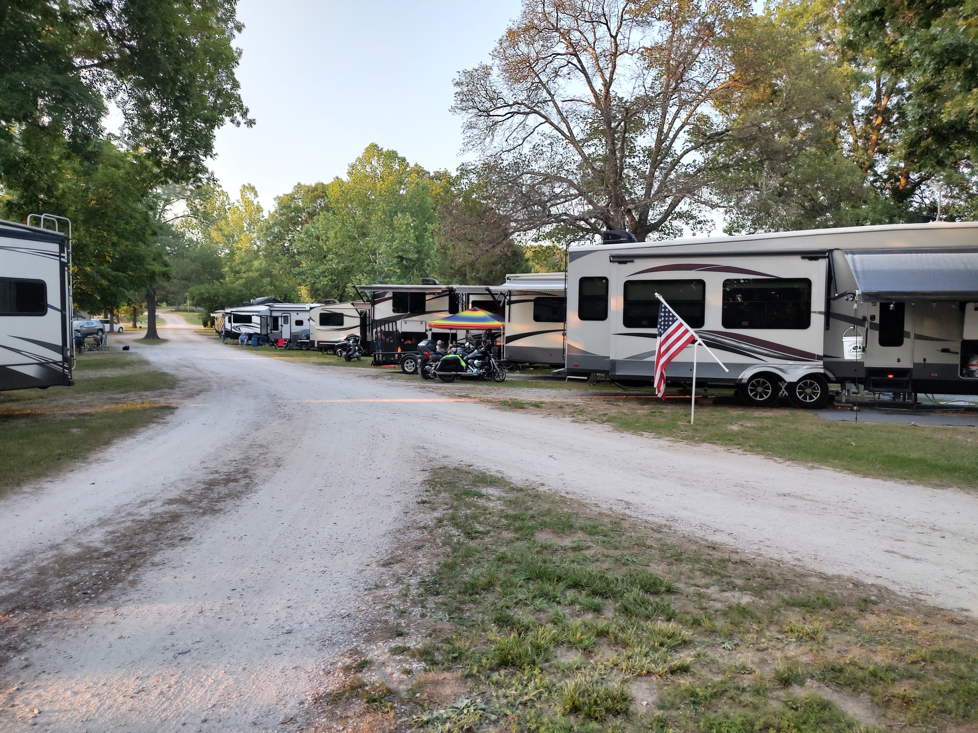 Camper submitted image from Arrowhead Point RV Park & Cabins Campground - 2