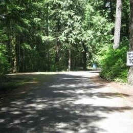 Public Campgrounds: Mount Hood National Forest Lockaby Campground - TEMP CLOSED DUE TO FIRE DAMAGE