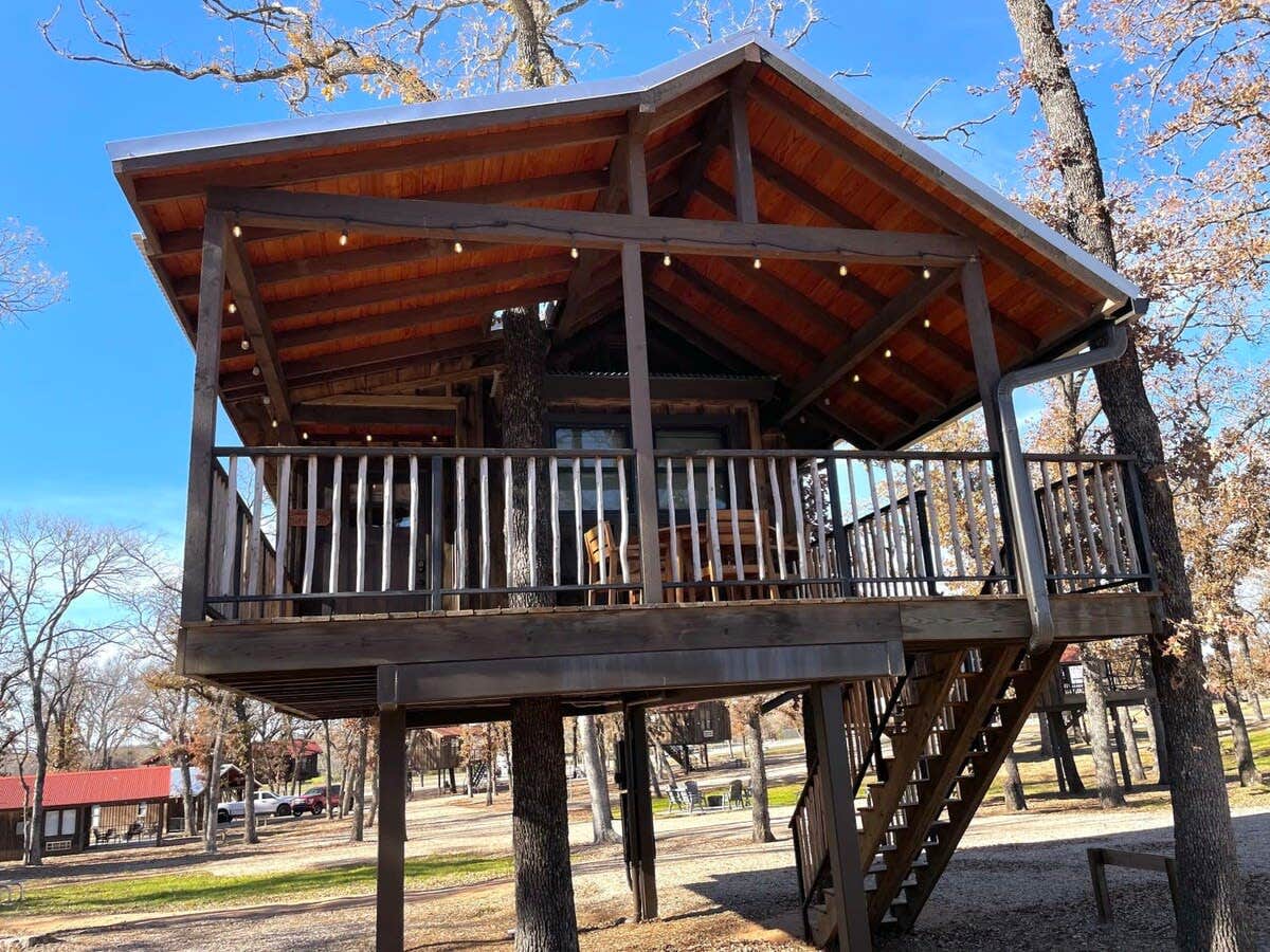 Camper submitted image from Meadowlark Treehouse (15 MIN to Magnolia/Baylor) - 1