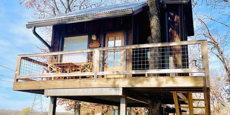 Camper submitted image from Mockingbird Treehouse (15 MIN to Magnolia/Baylor)