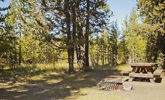 Camping near Ogden Group: Paulina Lake Campground, La Pine, Oregon