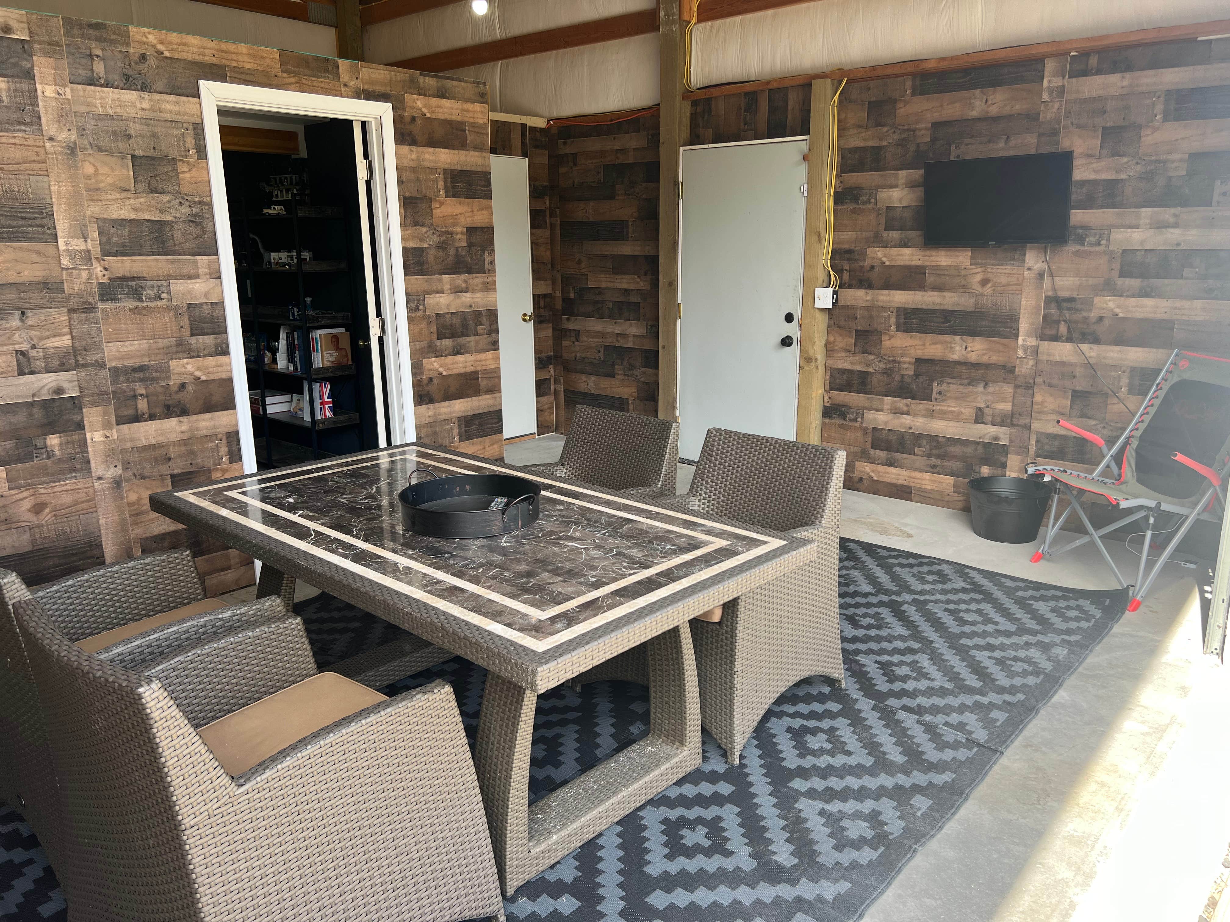 Camper-submitted photo at Red Rock Shadow Ranch RV Glamp Pad near Coulee Dam, WA