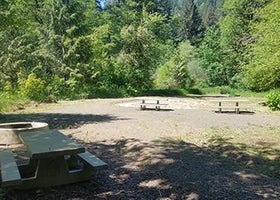 Rocky Bend Group Campground