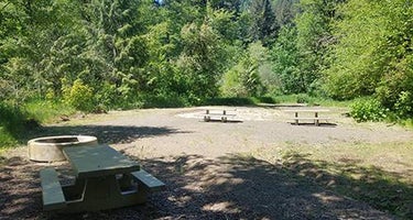 Rocky Bend Group Campground