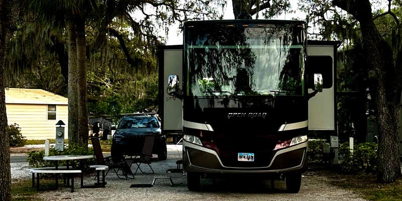 Camper submitted image from Hickory Point RV Park
