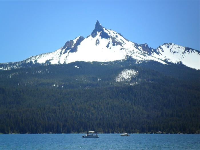 View of Mount Thielsen from campground



Credit: USFS