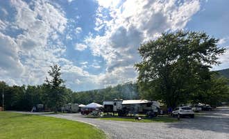 Camping near Hillcrest River & Canal Tunnel River Campgrounds: Hidden Springs Campground, Flintstone, Pennsylvania