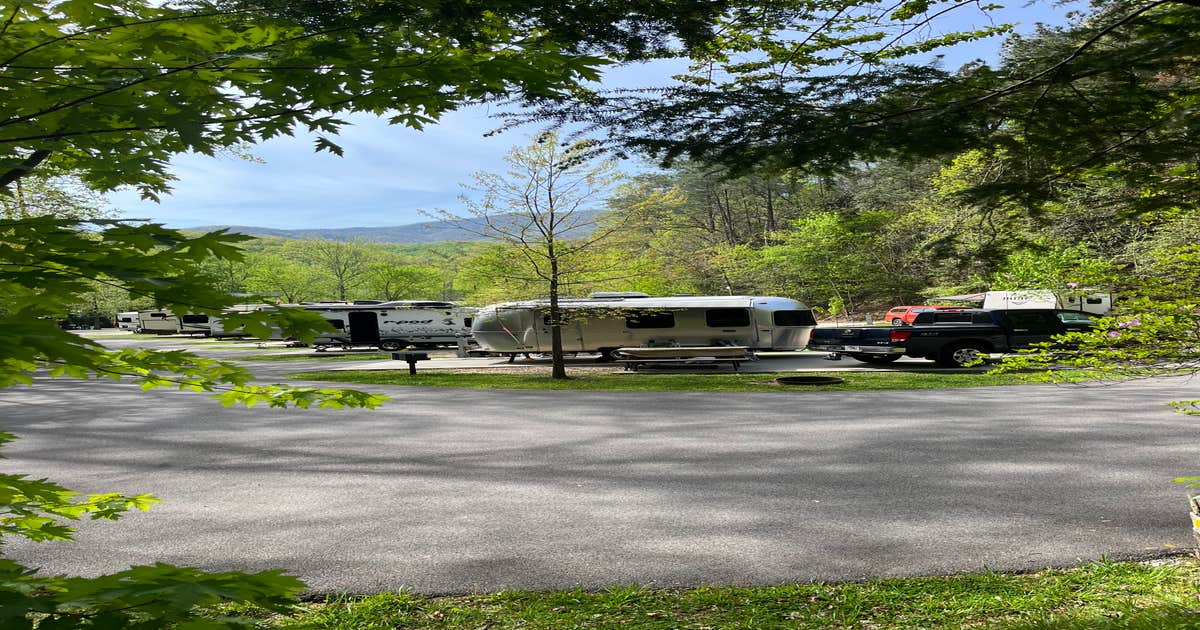 Camp LeConte Luxury Outdoor Resort | Gatlinburg, Tennessee