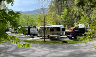 Camping near Greenbrier Campground: Camp LeConte Luxury Outdoor Resort, Gatlinburg, Tennessee