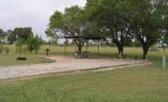 Camping near Waxahachie Creek Park: High View, Bardwell, Texas