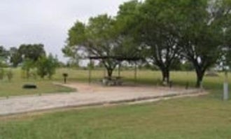 Camping near Mott: High View, Bardwell, Texas