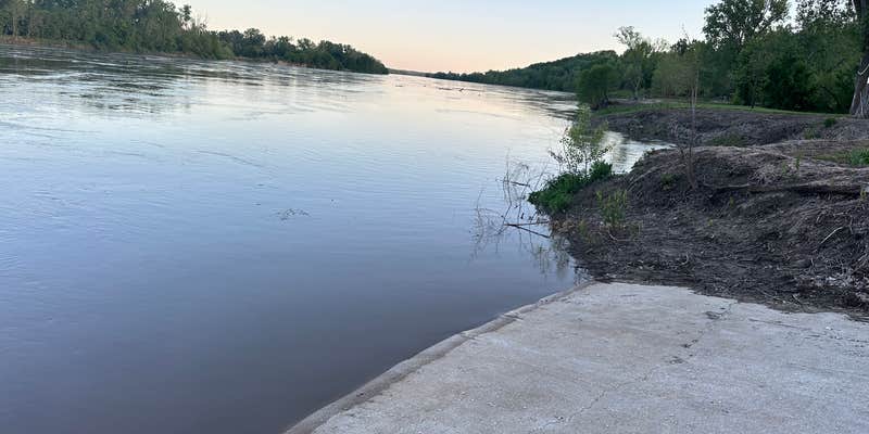 Camper submitted image from Wathena Riverfront Campground