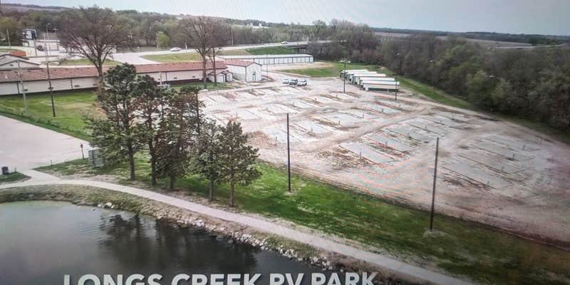 Camper submitted image from Auburn Inn and Long's RV Park