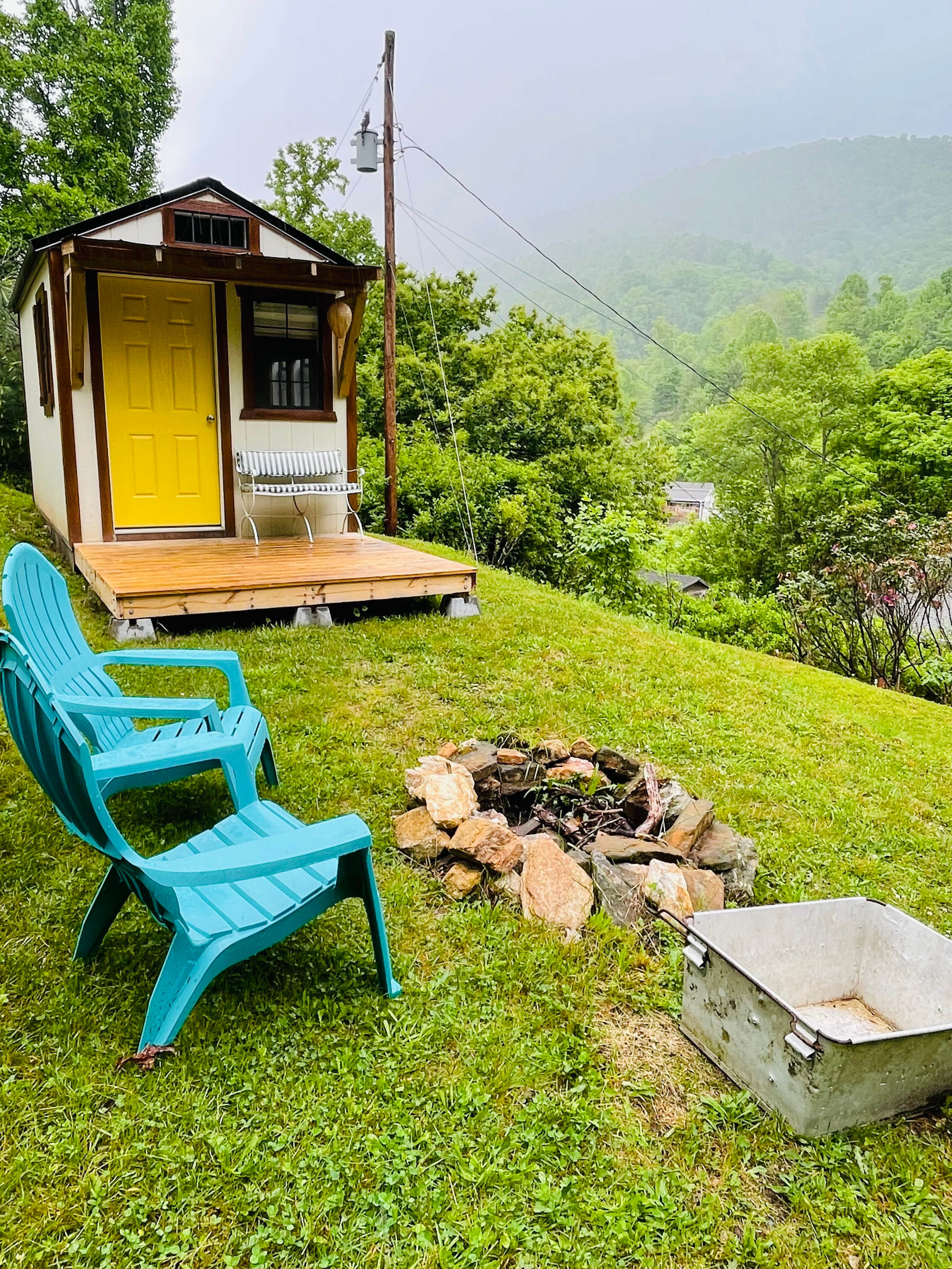 Camping near Rusty's Roost River Camp: Bear Creek Mountain Cabins, Bakersville, North Carolina