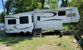Camping near Martinak State Park Campground: Spillway Farms, Laurel, Delaware