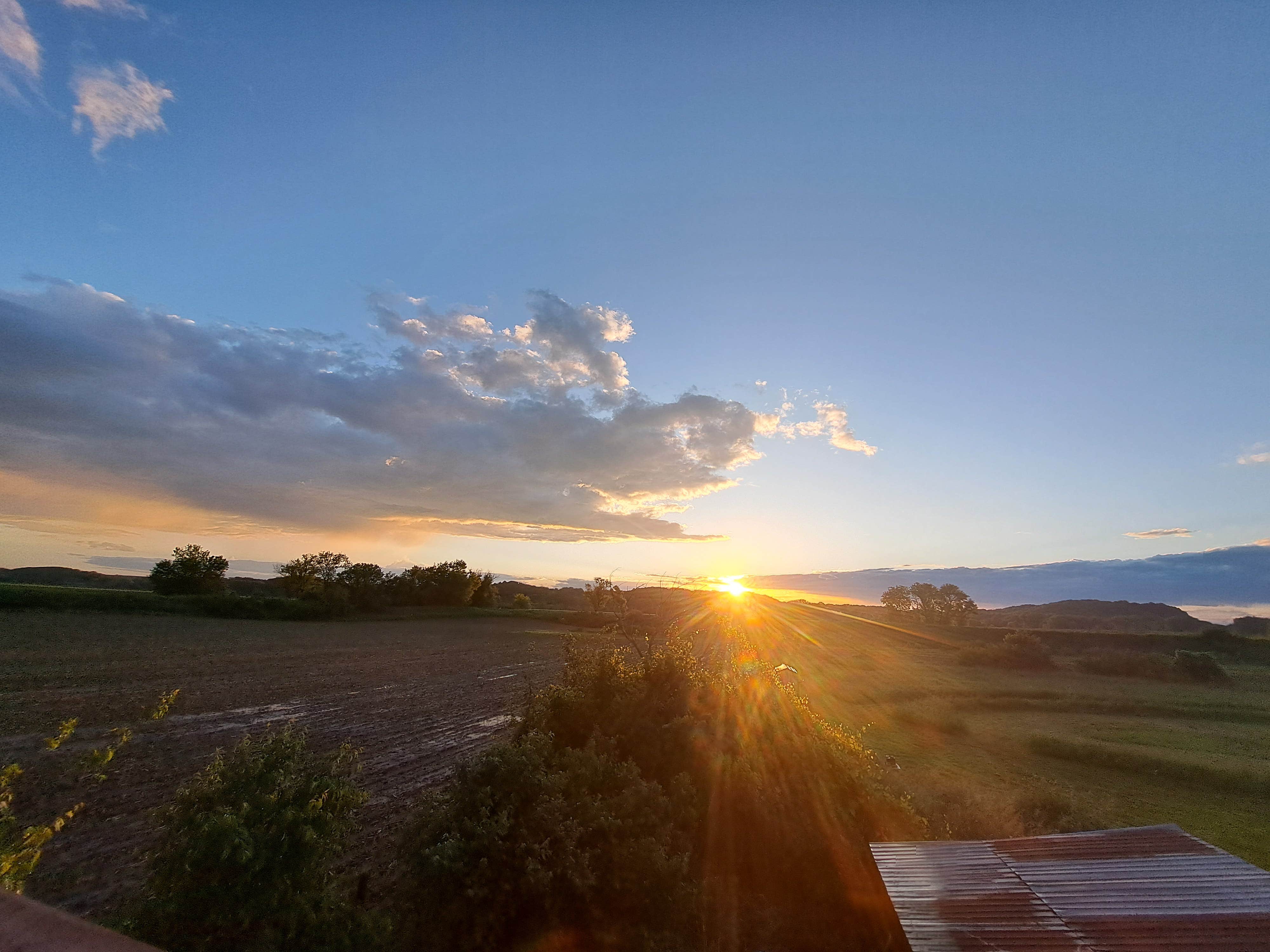 Camping near Blanding Landing: Rustic Resorts, Hanover, Iowa