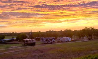 Camping near BeeWeaver Honey Farm & Wildflyer Mead Co: Texas Heritage RV Retreat, Washington, Texas