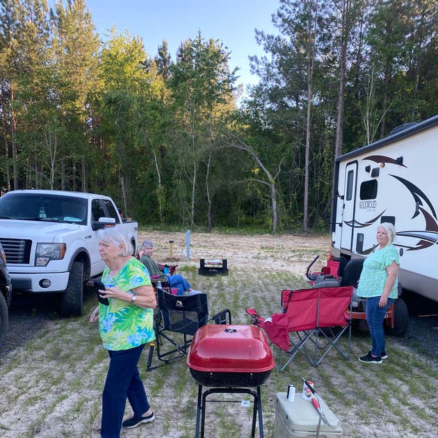 Small Living RV Park Baxley, GA