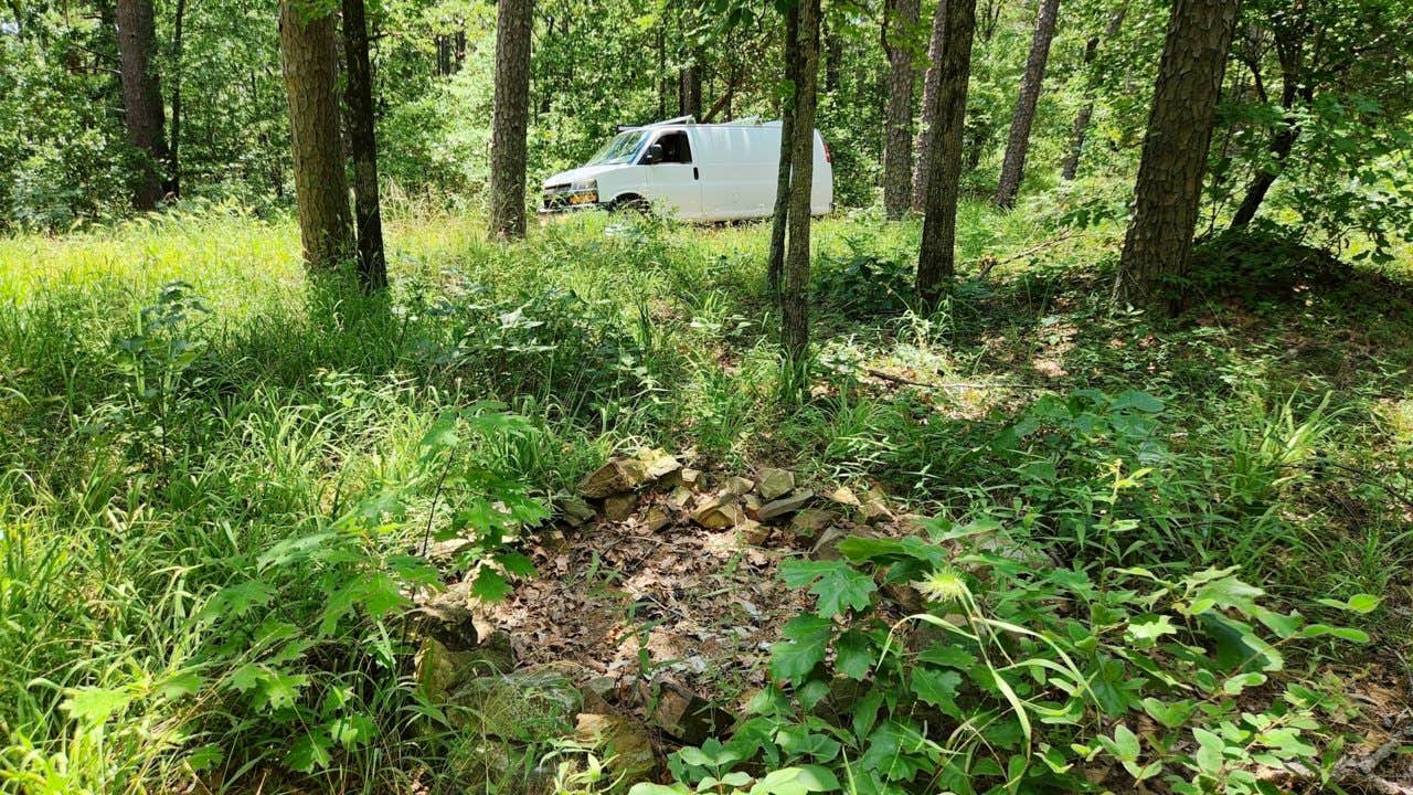 Camping near FR 83W/CR84 Dispersed near Pond, Ouachita NF, AR: Off FR83W/CR9 Dispersed, Ouachita NF, AR, Plainview, Arkansas