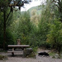 Public Campgrounds: Clear Creek Campground