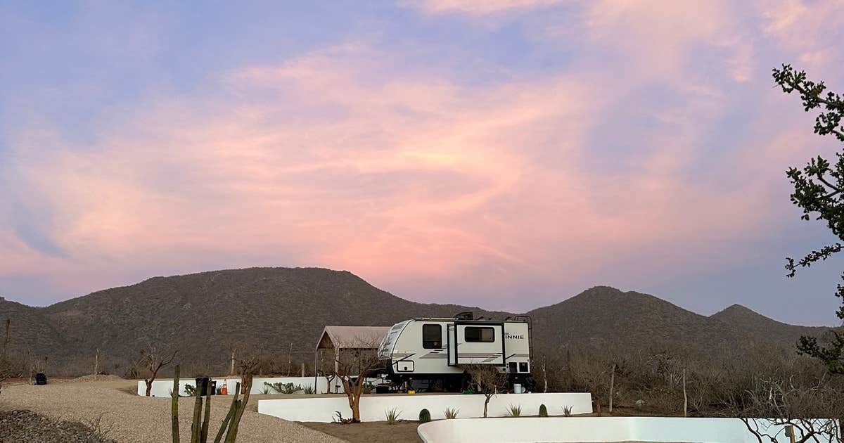 Camp Cerritos