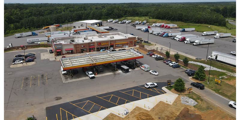 Camper submitted image from Love's RV Hookup-Eutaw AL 773