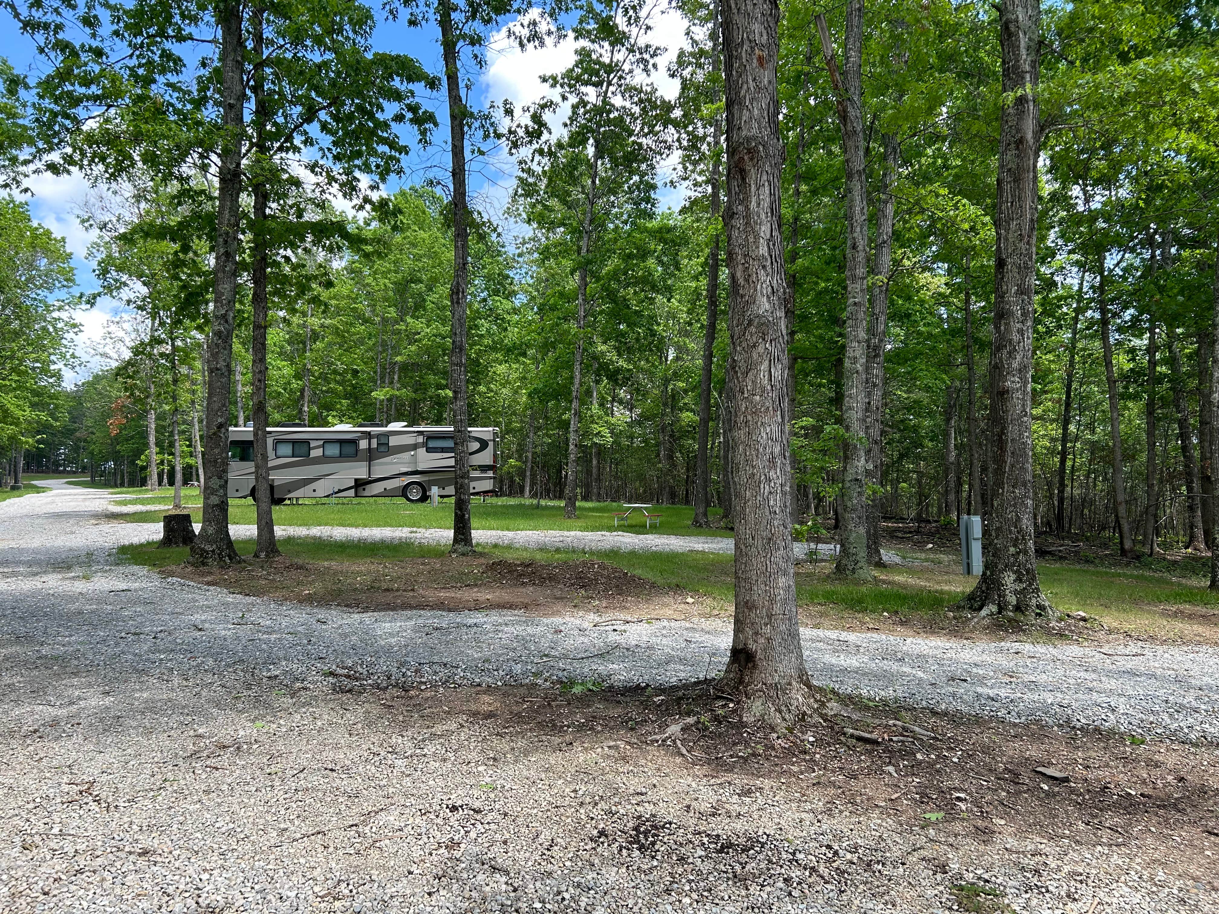 Camping near Road Runner RV Park: Rockin’ Bell River Resort, Mountain View, Missouri