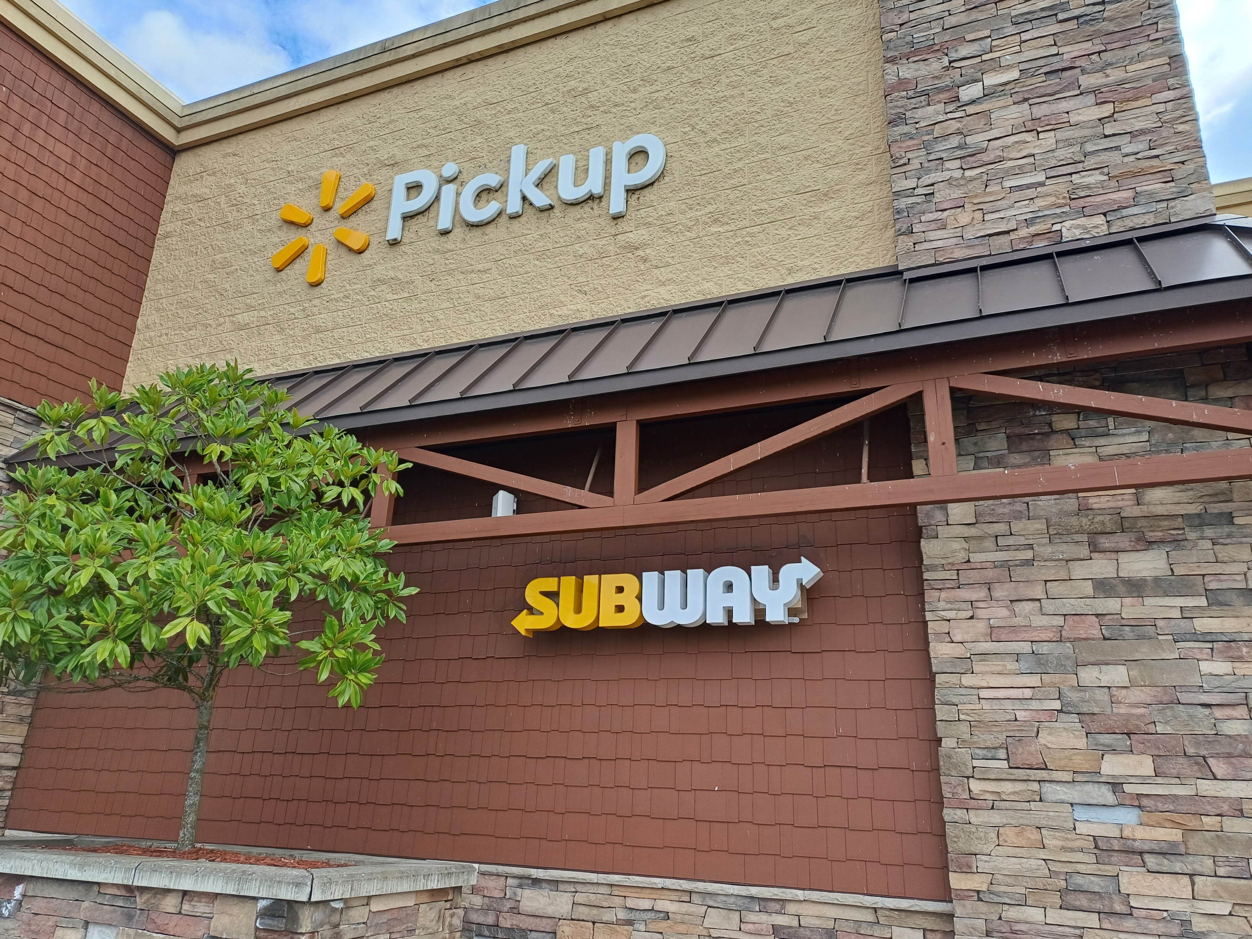 Walmart — Eagle Point Supercenter