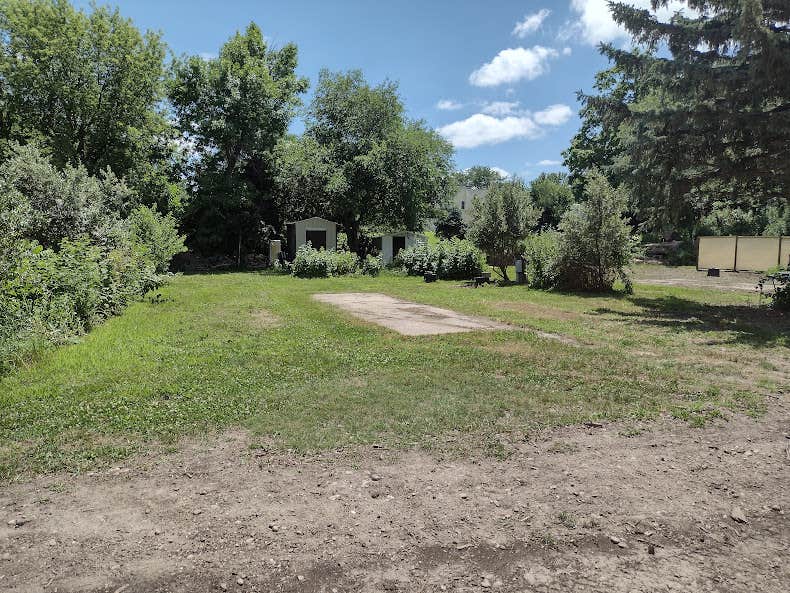 Camping near Nunda Shoals Campground — Calamus SRA: Riverside Campground ORD Nebraska, Burwell, Nebraska