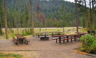 Camping near Deer Creek Cabin (WY): Station Creek Campground, Alpine, Wyoming