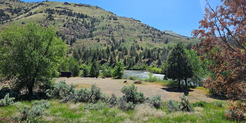 Camper submitted image from Lone Pine Campground