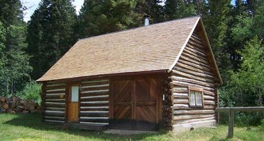 Bear Creek Bunkhouse (beaverhead-deerlodge National Forest, Mt)