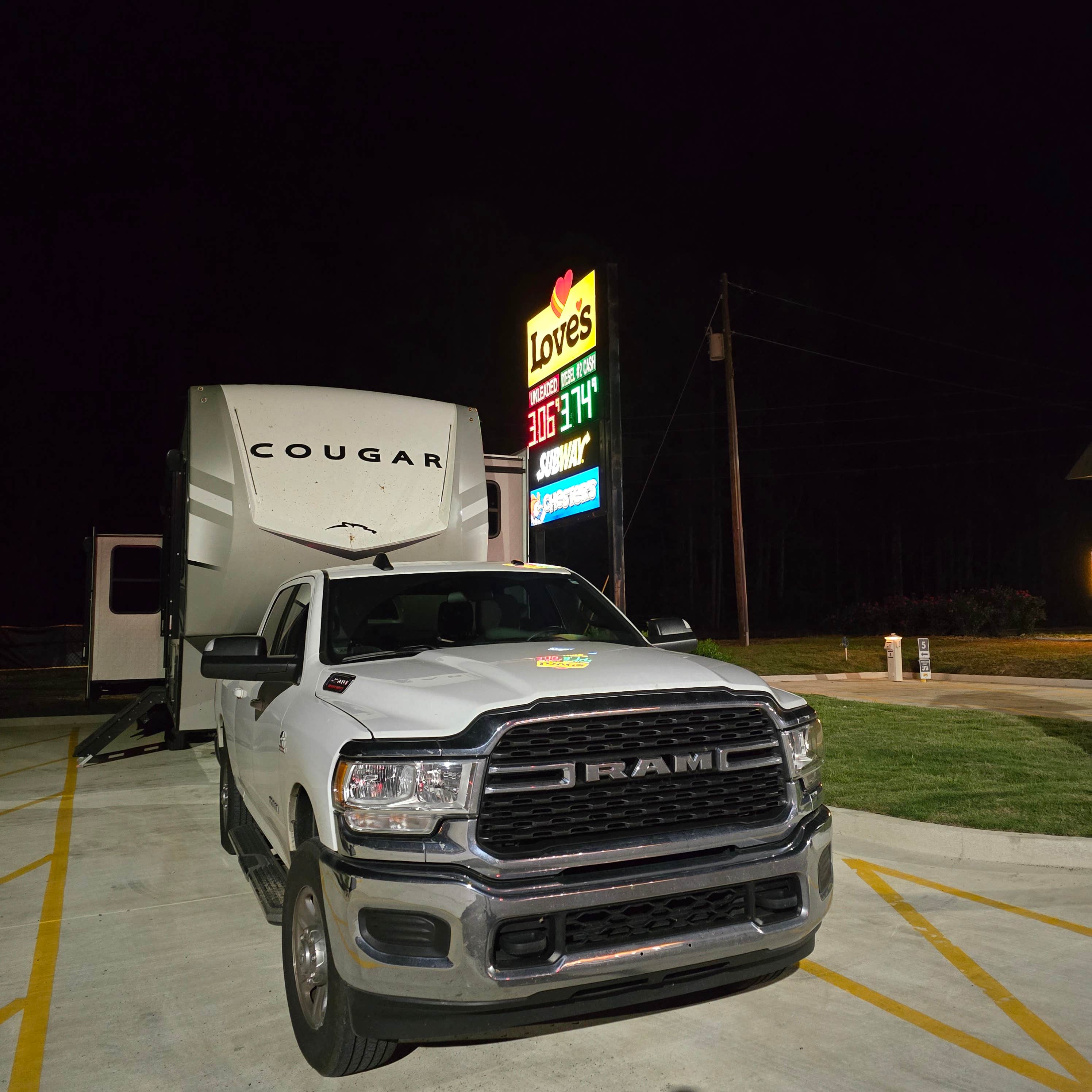 Camper submitted image from Love's RV Hookup-Lake MS 639 - 2