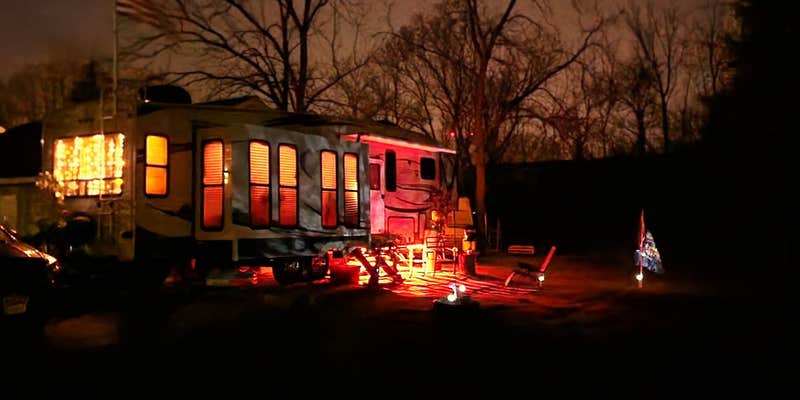 Camper submitted image from The Reel Inn RV Campground & Log Lodge Resort