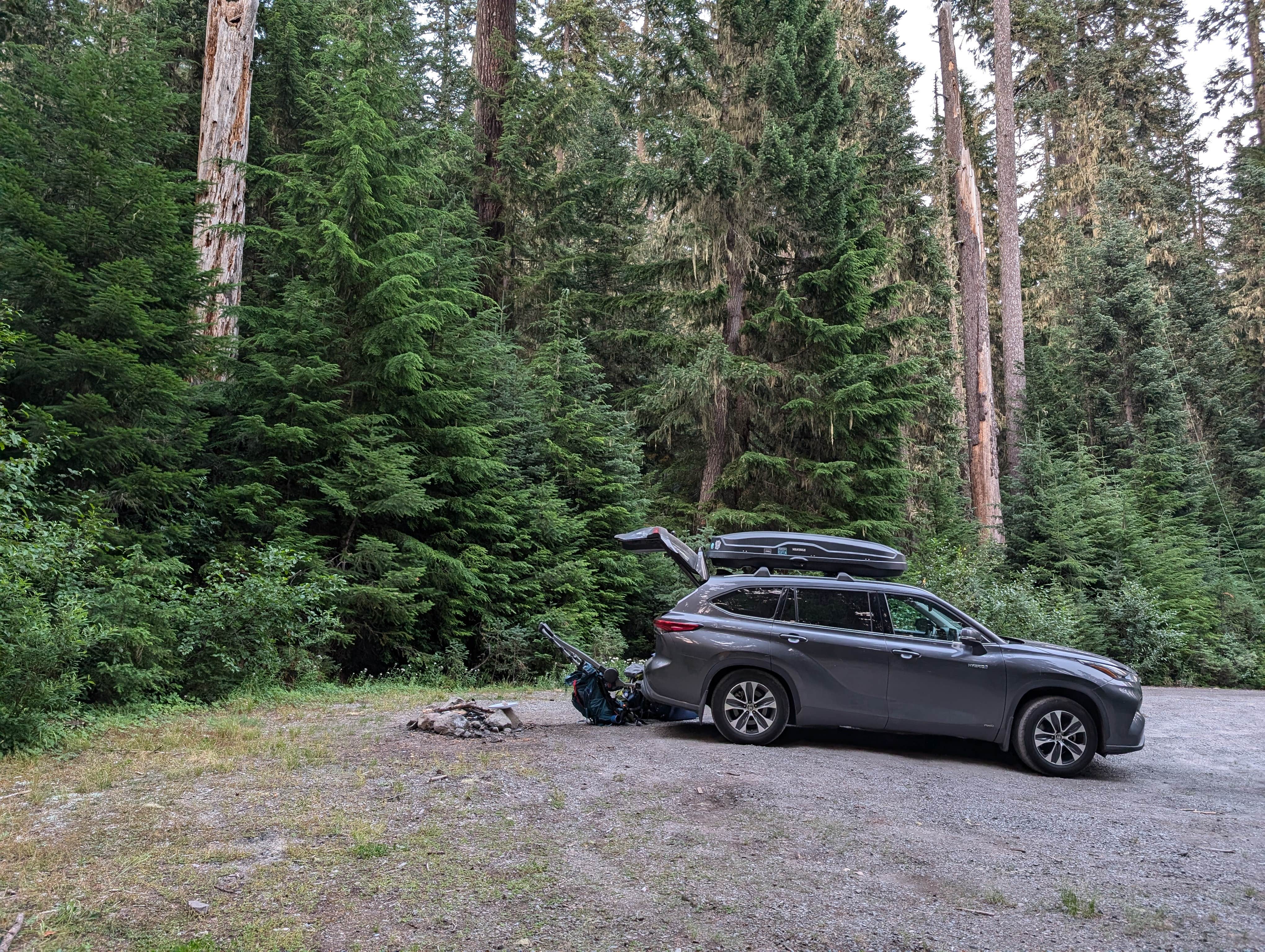 Camping near Devils Half Acre Campground: Dispersed Site - End of NF 4800-532, Government Camp, Oregon