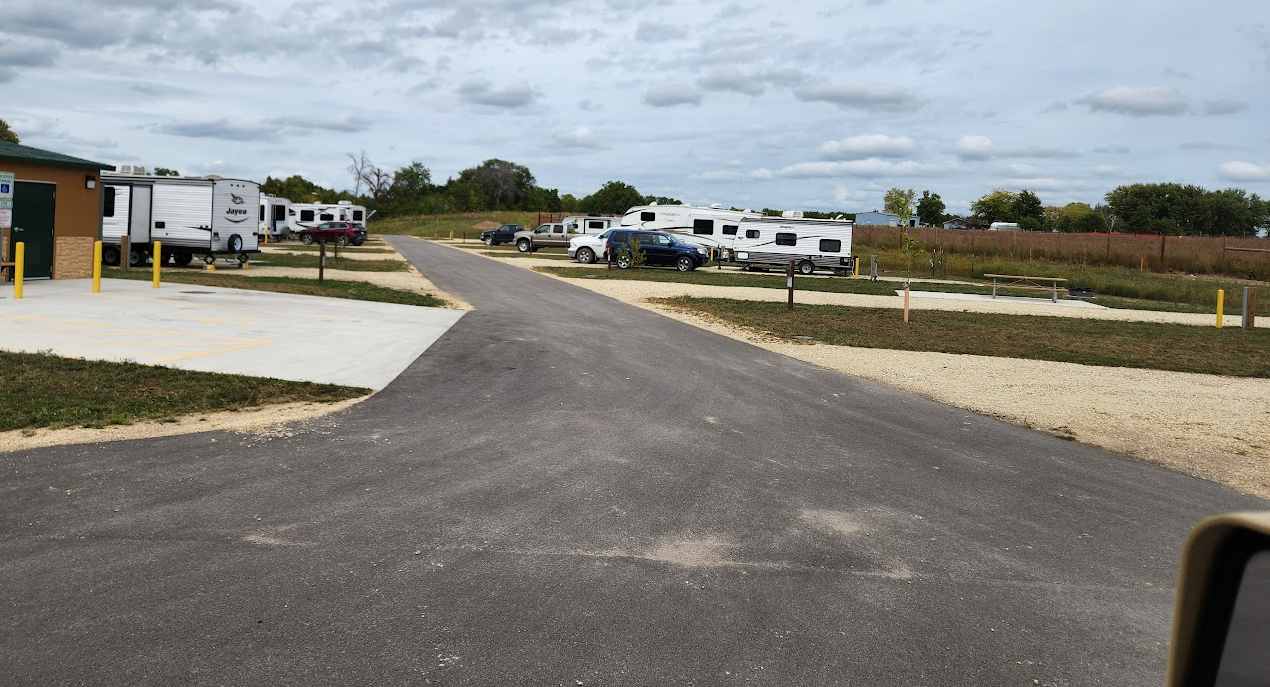 Camping near Lakeshore RV Resort and Campground: Fontana County Park, Oelwein, Iowa