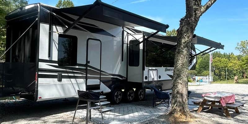 Camper submitted image from Old Chimney RV Park