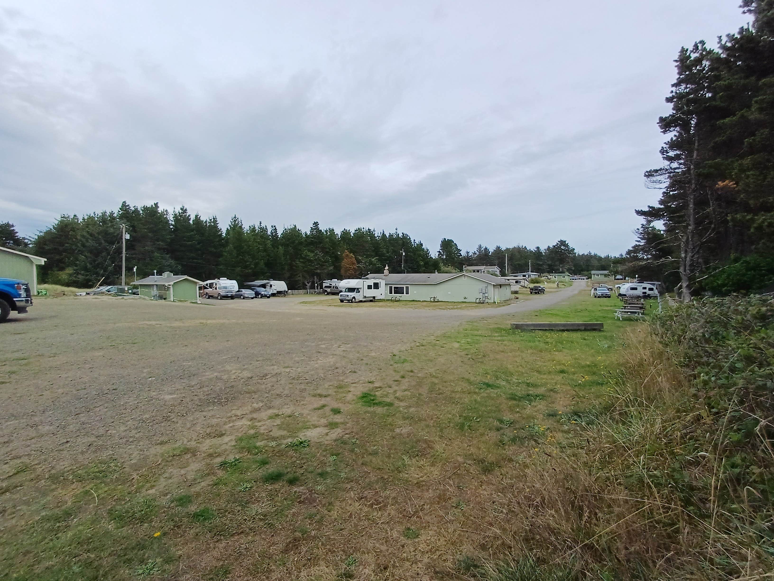 Camper submitted image from Cedar to Surf Campground - 4