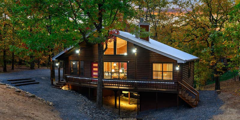 Camper submitted image from Beavers Bend Village Cabins